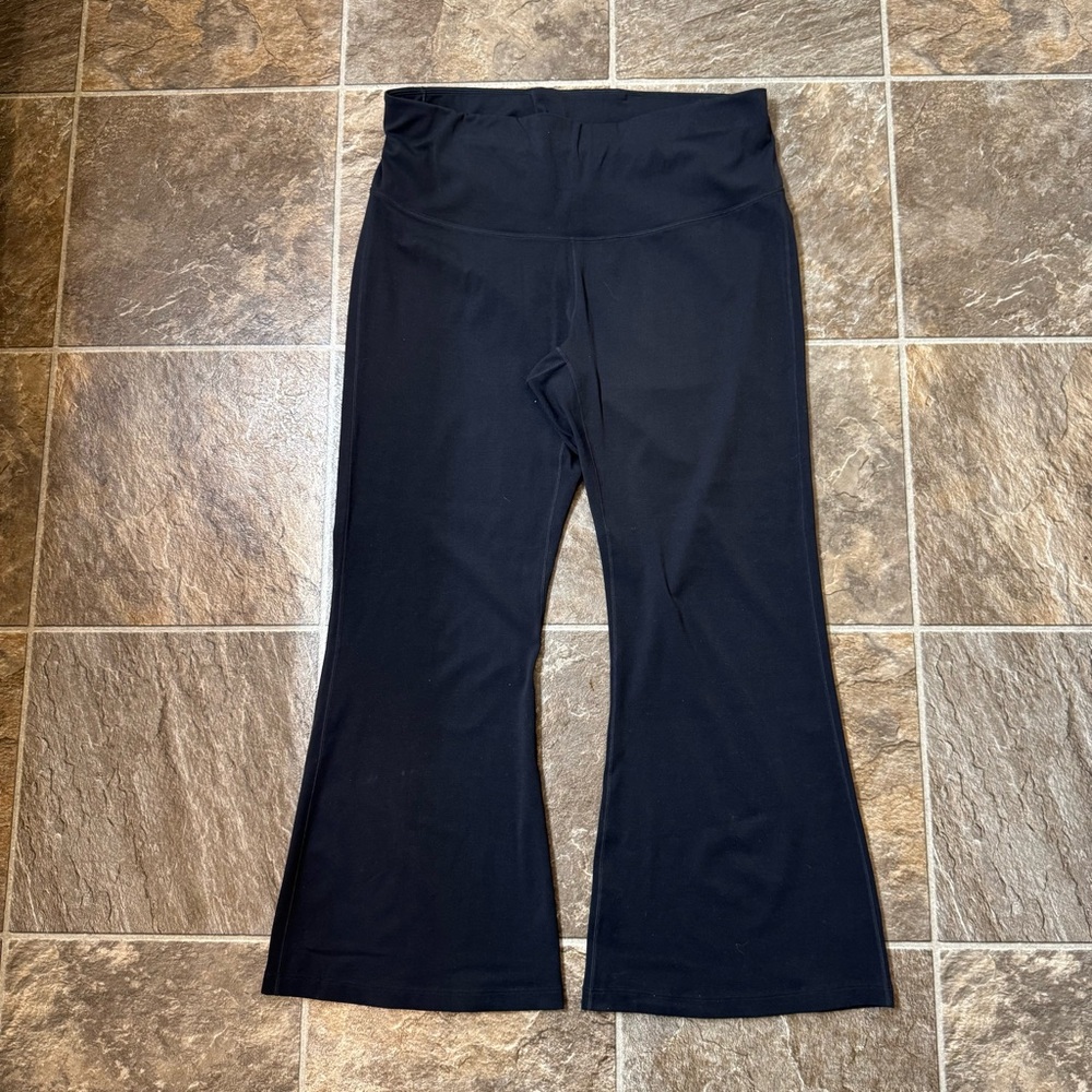 NIKE Yoga Dri-FIT Luxe Flared Training Pants Womens Size 1X Black